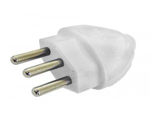 Plugue Desmont�vel 2P+T 20A /250V Daneva
