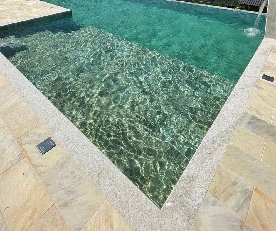 Piscinas | Espelho d Água Piscinas - Linha Novitá, Linha New Requint ...
