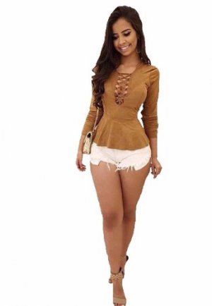 Blusa Peplum Em Suede Bojo Com Decote E Manga Longa #b1